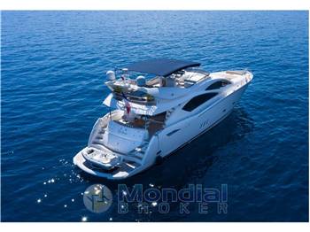 Sunseeker 82 Yacht