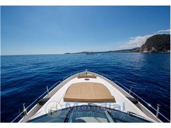 Sunseeker 82 Yacht