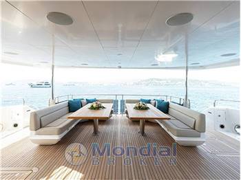 Sunseeker 131 Yacht