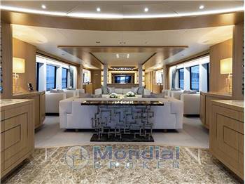 Sunseeker 131 Yacht