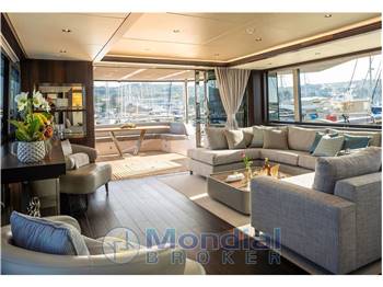 Sunseeker 95 Yacht