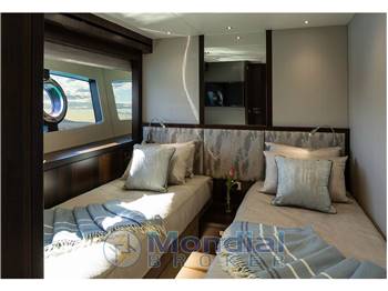 Sunseeker 95 Yacht