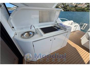 Sunseeker Predator 60 EVO