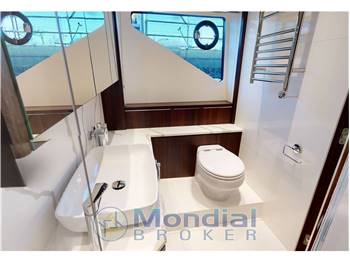 Sunseeker Predator 74 XPS