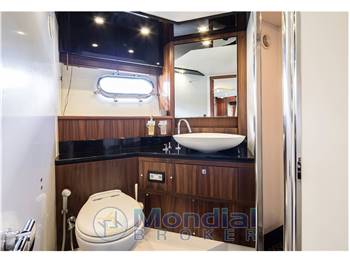 Sunseeker Predator 74