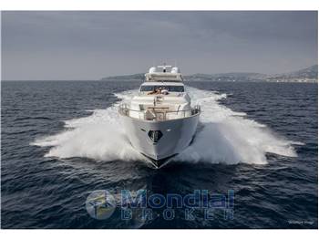 Sunseeker 95 Yacht
