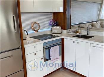 Sunseeker Manhattan 66