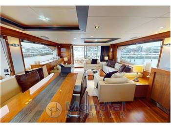 Sunseeker 88 Yacht