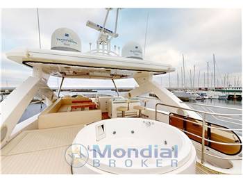 Sunseeker 88 Yacht