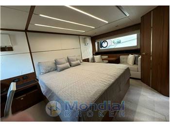 Sunseeker Predator 68