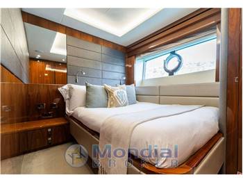 Sunseeker 86 Yacht