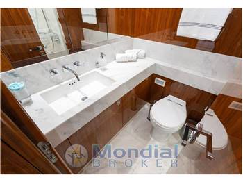 Sunseeker 86 Yacht