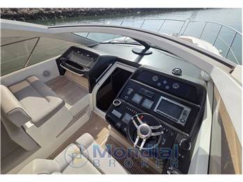 Sunseeker Portofino 48