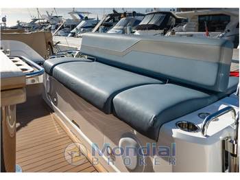Sunseeker Predator 55 EVO