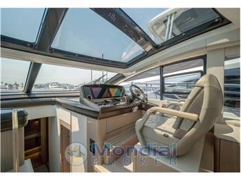Sunseeker Predator 55 EVO