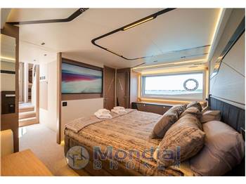 Sunseeker Predator 65