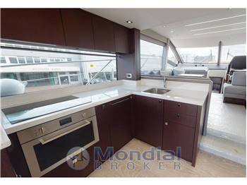 Sunseeker Manhattan 52