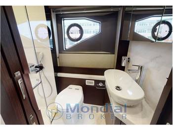 Sunseeker Manhattan 52