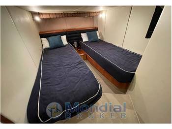 Sunseeker Camargue 50