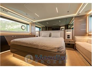 Sunseeker Predator 65
