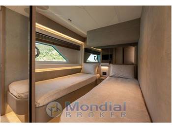 Sunseeker Predator 65