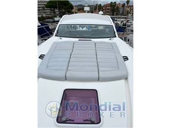 Sunseeker Portofino 40