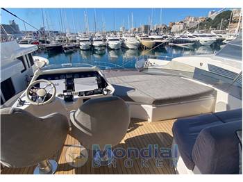 Sunseeker 68 Sport Yacht