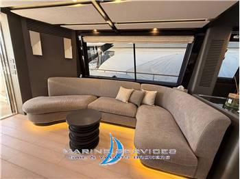 AZIMUT S8