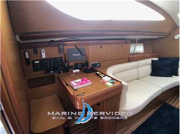 JEANNEAU 42 dS