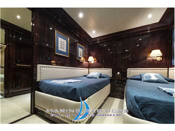 BAGLIETTO M/Y 32 SD