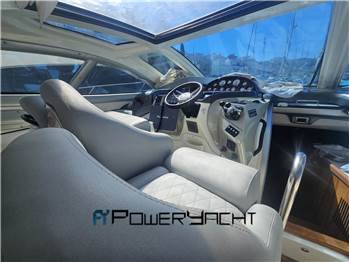 Cranchi Mediterranee 47 HT