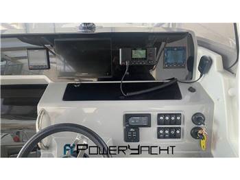 Jeanneau Cap Camarat 9.0 CC