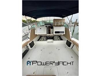 BOSTON WHALER 31L