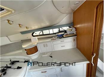 BOSTON WHALER 31L
