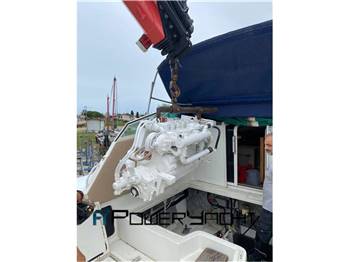 BOSTON WHALER 31L