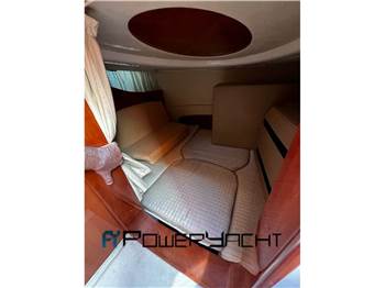 Cranchi Endurance 33