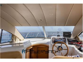 Sessa Dorado 32
