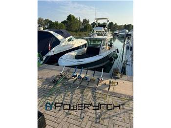 BOSTON WHALER 370 OUTRAGE