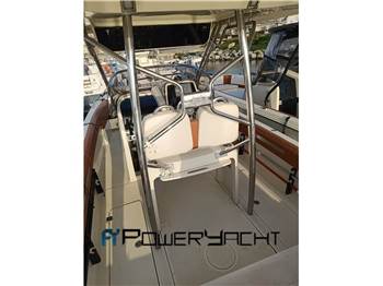 Invictus FX270