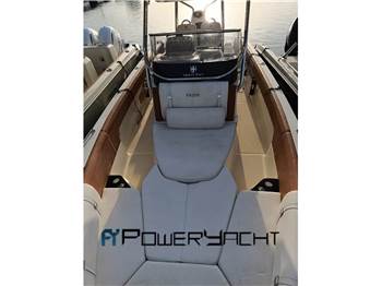 Invictus FX270