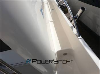 Rodman 870 Sport