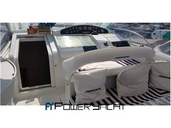 Pershing 39