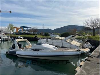 NUOVA JOLLY PRINCE 33 SPORT CABIN