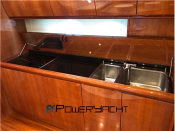 Pershing 54