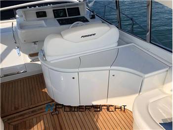 Pershing 54