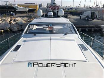 Pershing 54