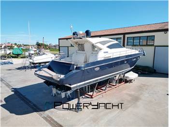 CAYMAN YACHTS 52WA