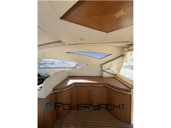 CAYMAN YACHTS 52WA