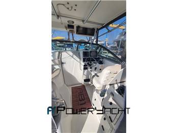 Boston whaler conquest 28