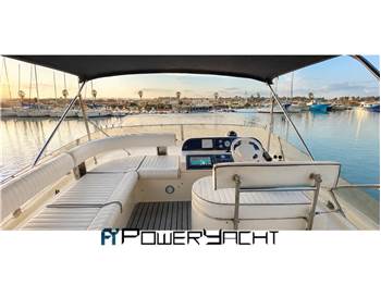 Cayman Yachts 42 fly